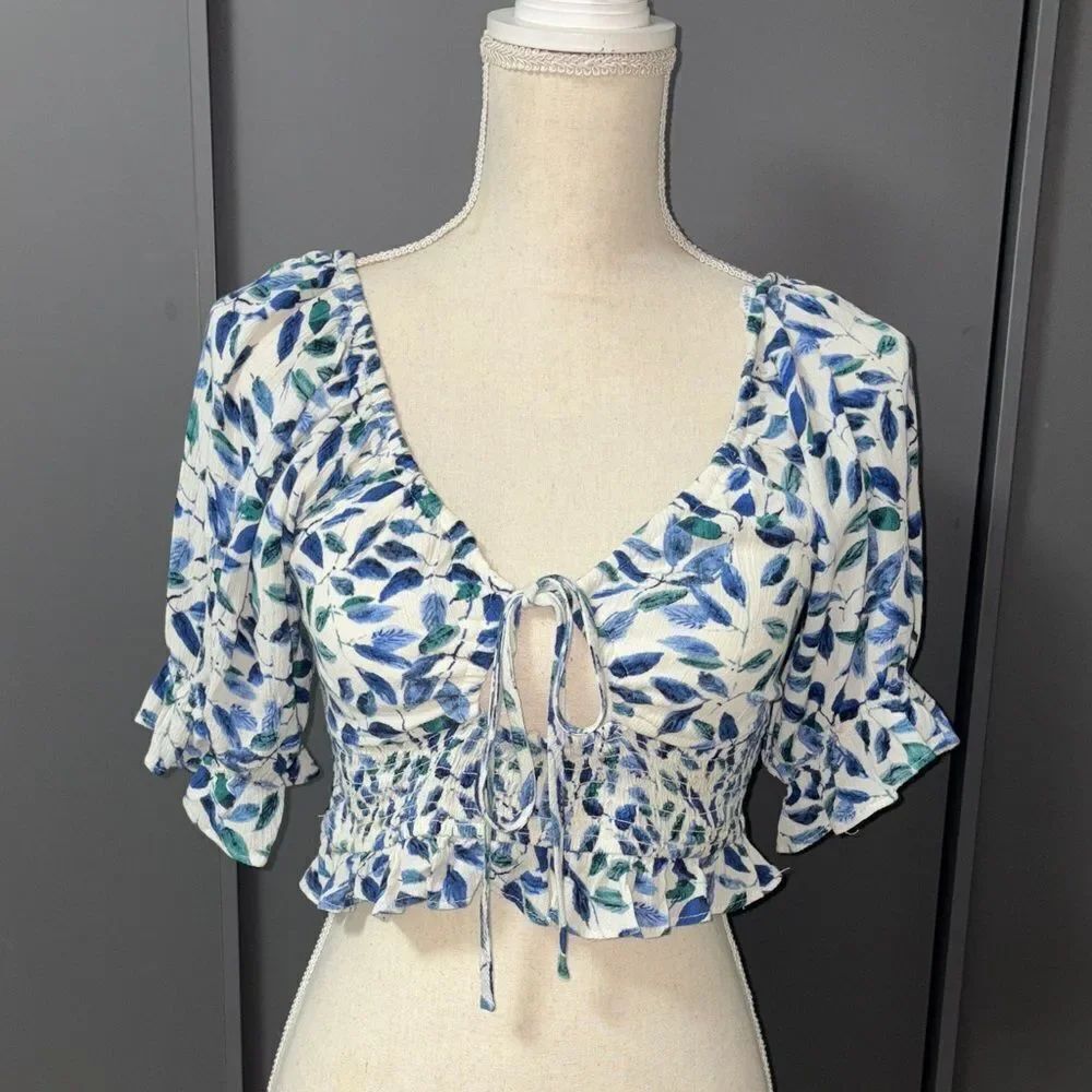 Kendall & Kylie Floral Print Women's Top
